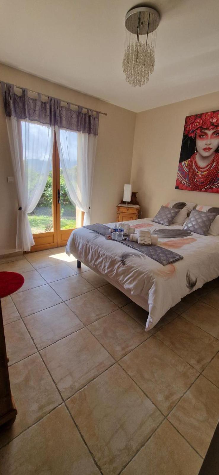 Mare E Monti Chez Thomas Et Magali Bed & Breakfast Vico Exterior photo