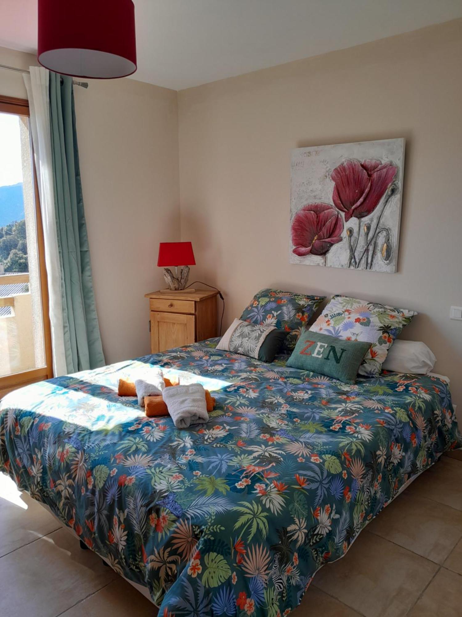 Mare E Monti Chez Thomas Et Magali Bed & Breakfast Vico Exterior photo