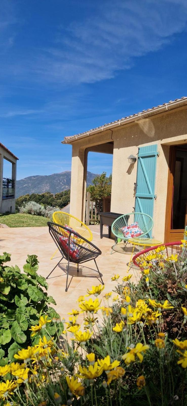 Mare E Monti Chez Thomas Et Magali Bed & Breakfast Vico Exterior photo