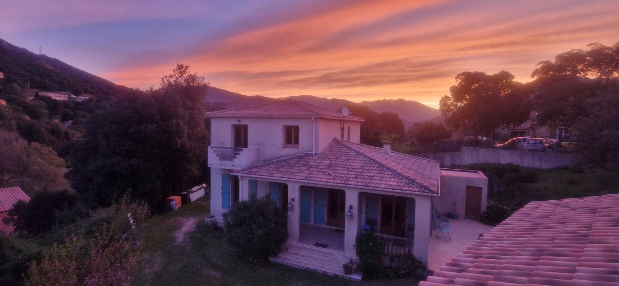 Mare E Monti Chez Thomas Et Magali Bed & Breakfast Vico Exterior photo