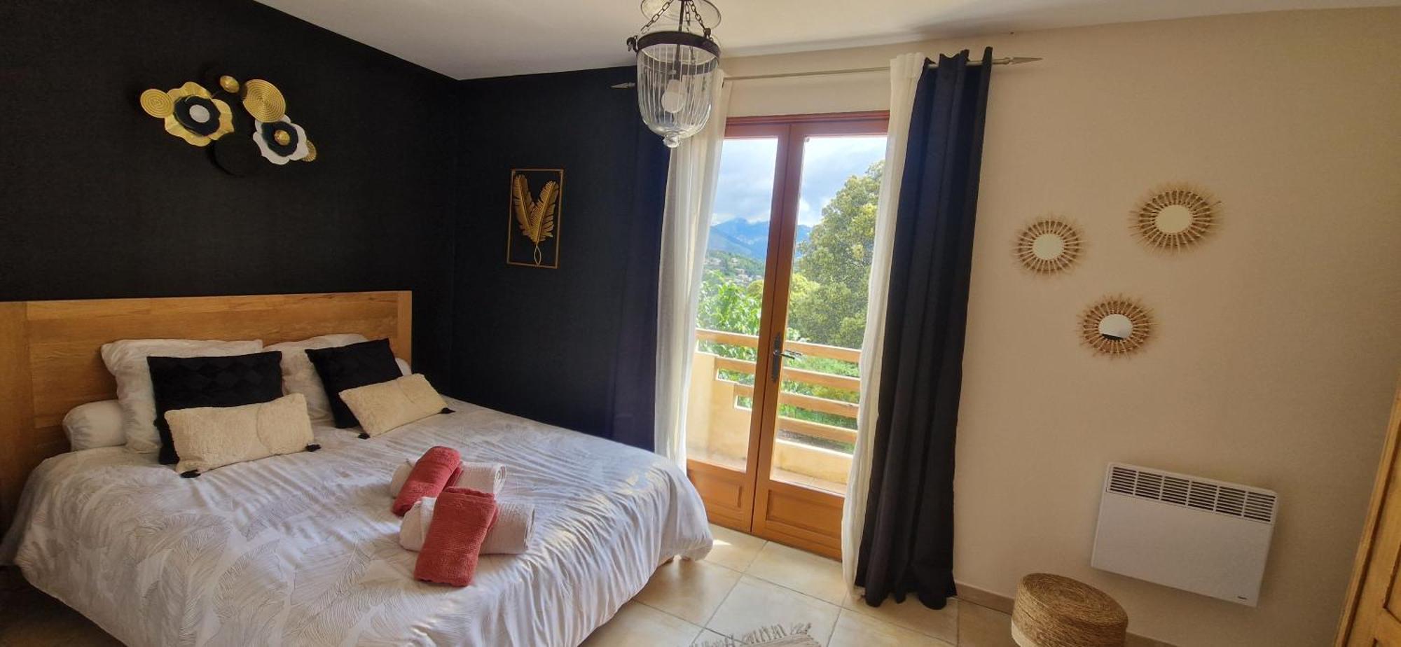 Mare E Monti Chez Thomas Et Magali Bed & Breakfast Vico Exterior photo